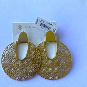 NWT KENDRA SCOTT DIANE GOLD EARRINGS